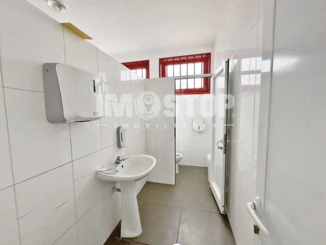 Armazém para Arrendamento em Albergaria-A-Velha e Valmaior Foto 17