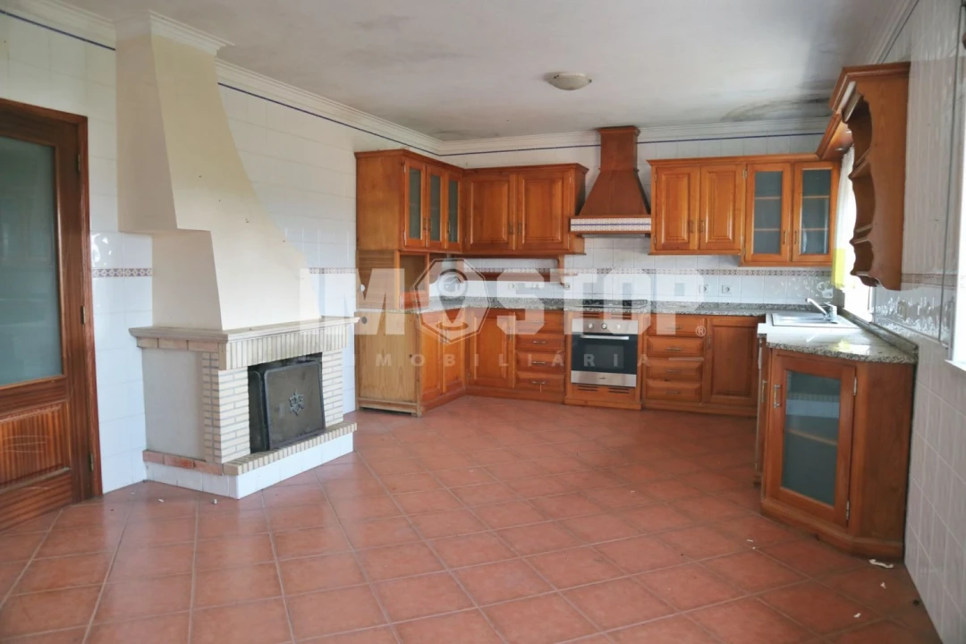 Moradia T3 para Venda em Moita Foto 17