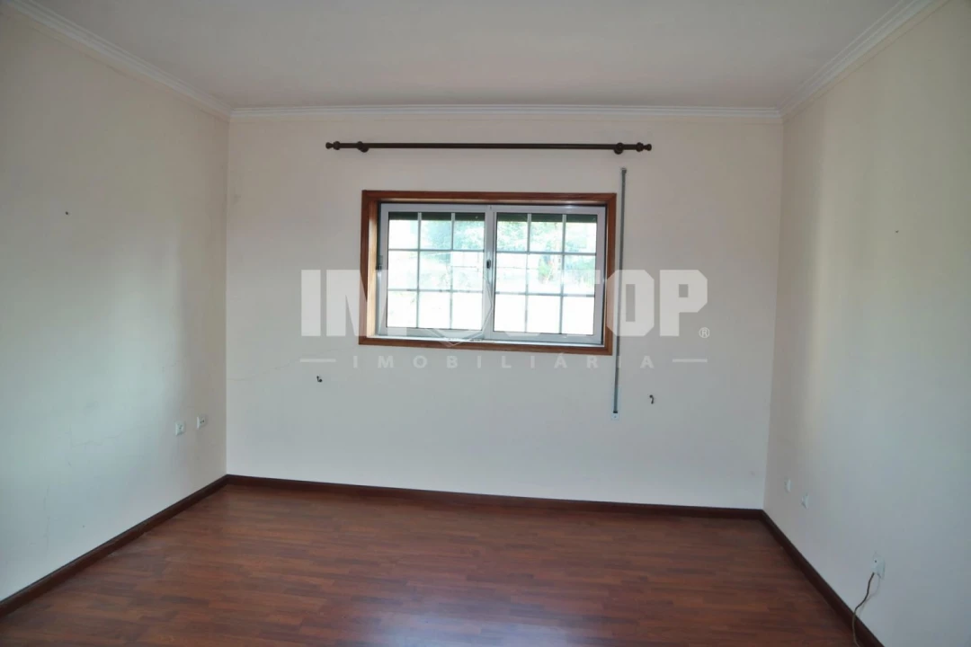 Moradia T3 para Venda em Moita Foto 31