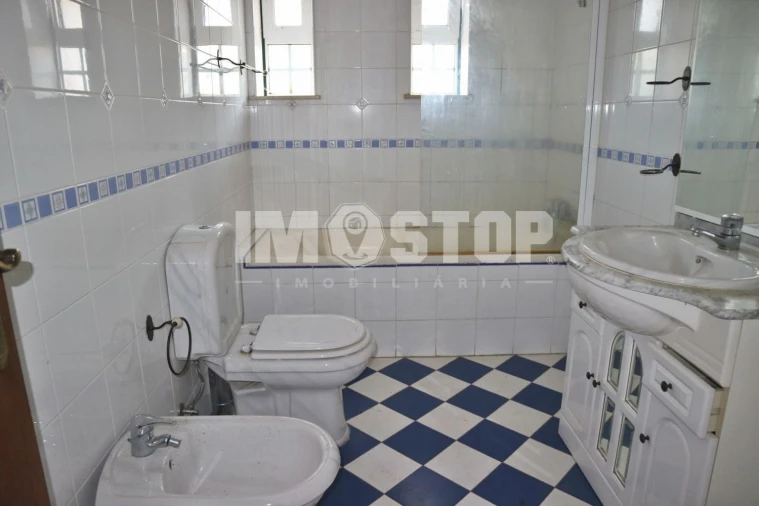 Moradia T3 para Venda em Moita Foto 33