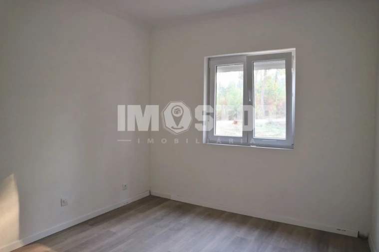 Moradia T3 para Venda em Oiã Foto 17