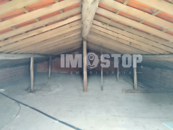 Moradia T3 para Venda em Oiã Foto 25