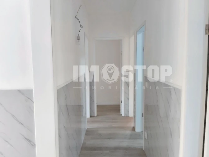 Moradia T3 para Venda em Oiã Foto 35