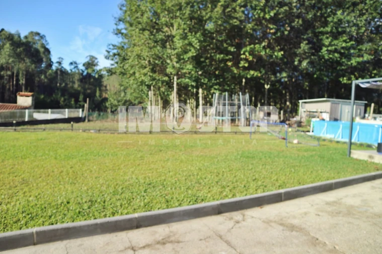 Moradia T3 para Venda em Oliveira do Bairro Foto 32