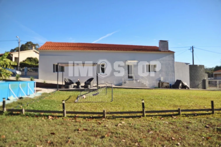 Moradia T3 para Venda em Oliveira do Bairro Foto 38