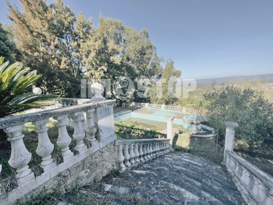 Moradia T5 para Venda em Sangalhos Foto 29