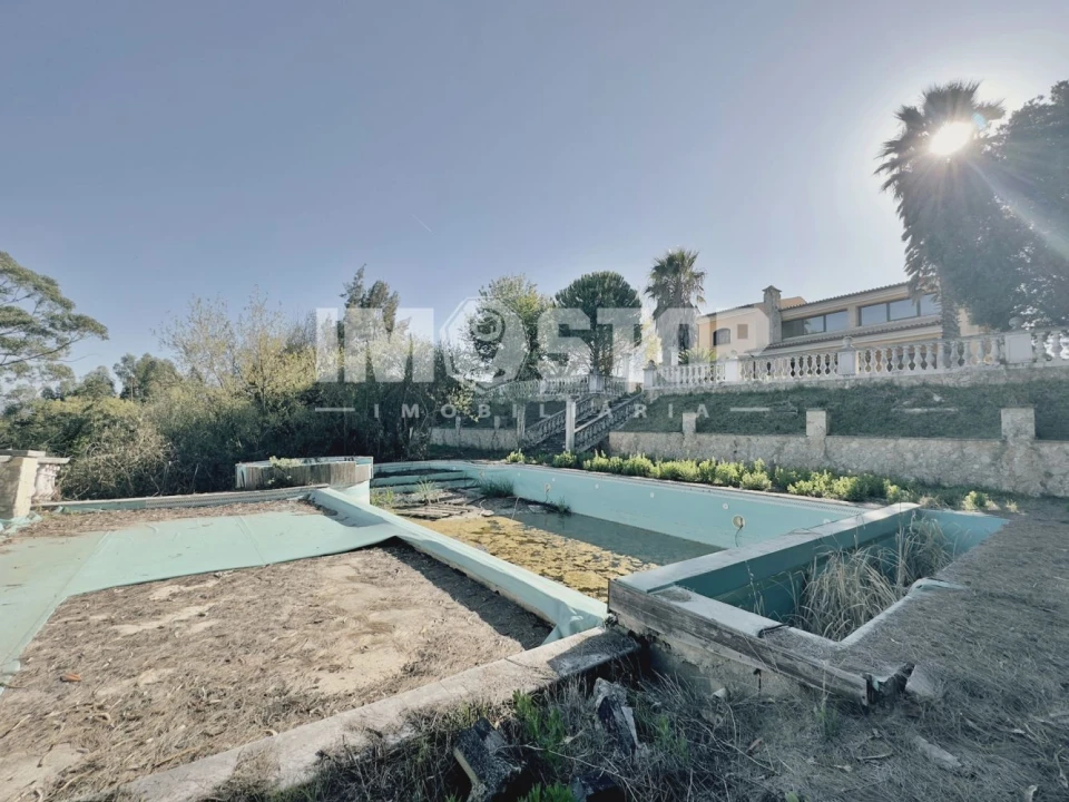 Moradia T5 para Venda em Sangalhos Foto 37