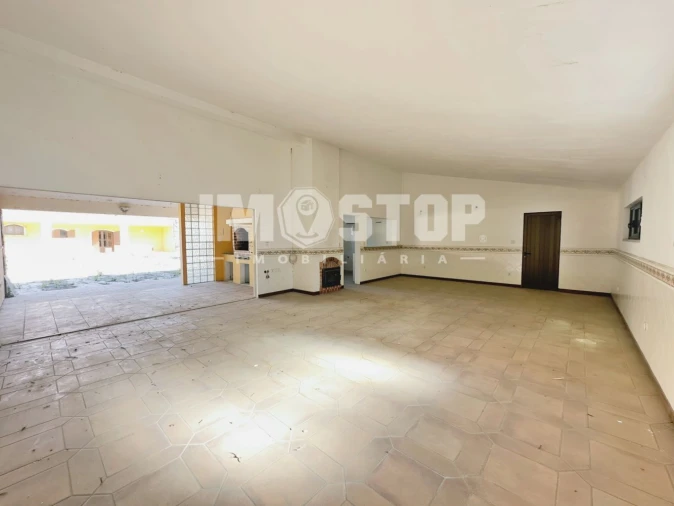 Moradia T5 para Venda em Sangalhos Foto 17