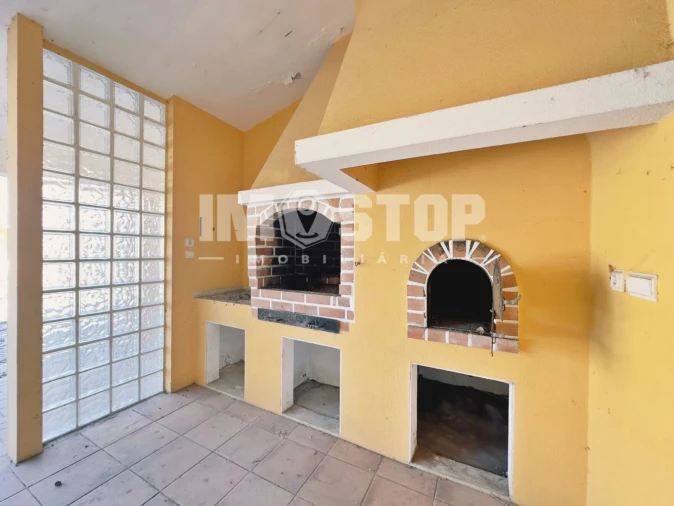 Moradia T5 para Venda em Sangalhos Foto 21