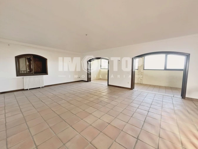 Moradia T5 para Venda em Sangalhos Foto 5