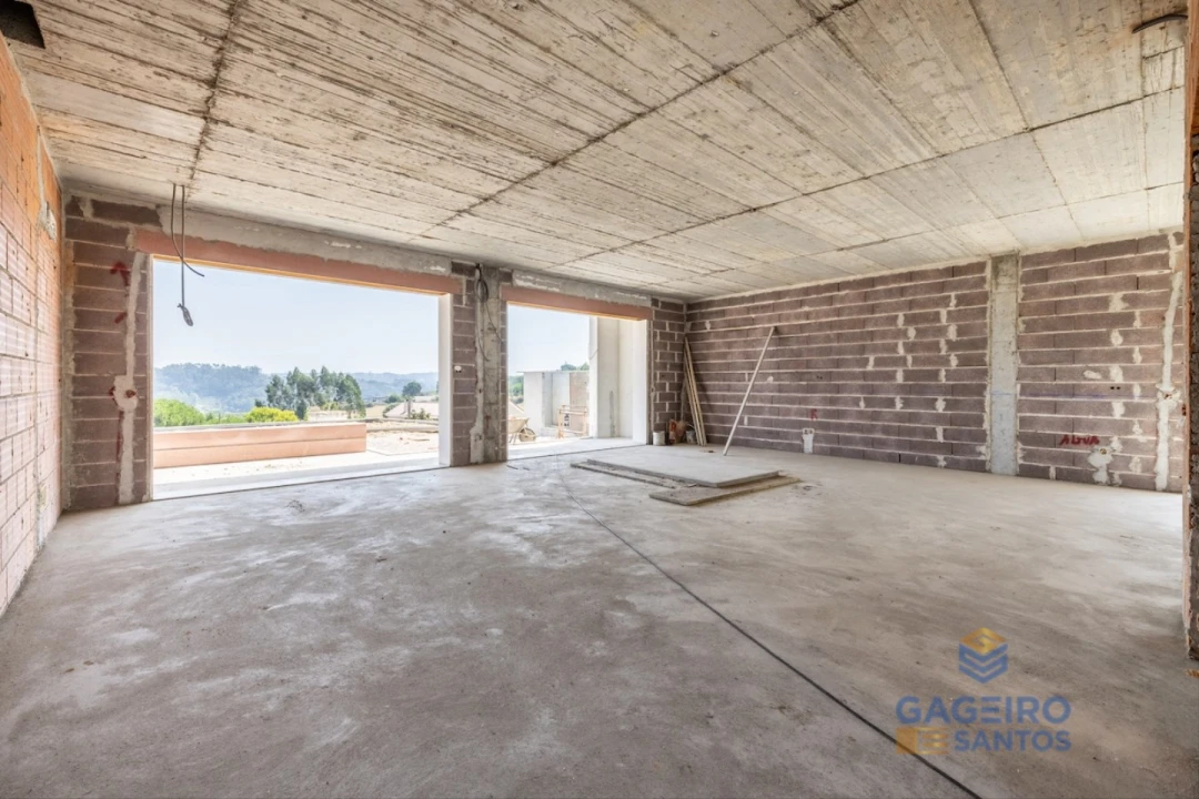 Moradia T3 para Venda em Alfeizerão Foto 4