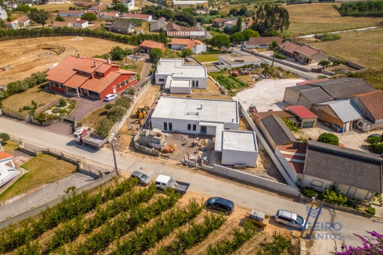 Moradia T3 para Venda em Alfeizerão Foto 22