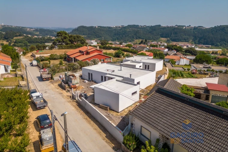 Moradia T3 para Venda em Alfeizerão Foto 29