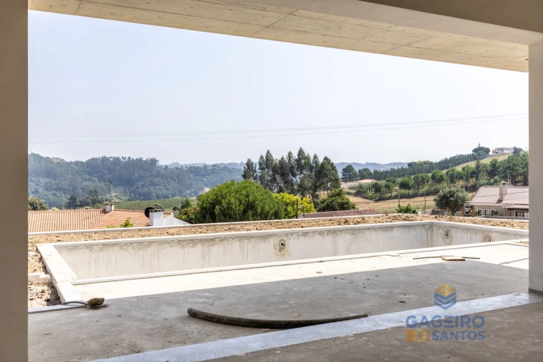 Moradia T3 para Venda em Alfeizerão Foto 2