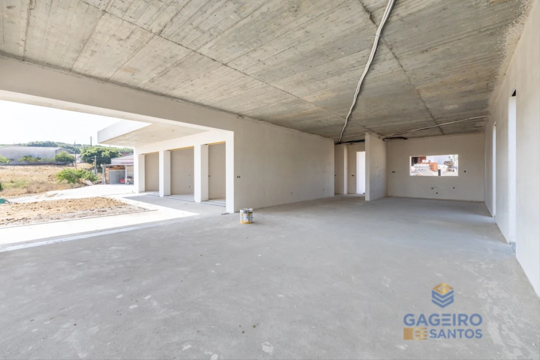 Moradia T3 para Venda em Alfeizerão Foto 5