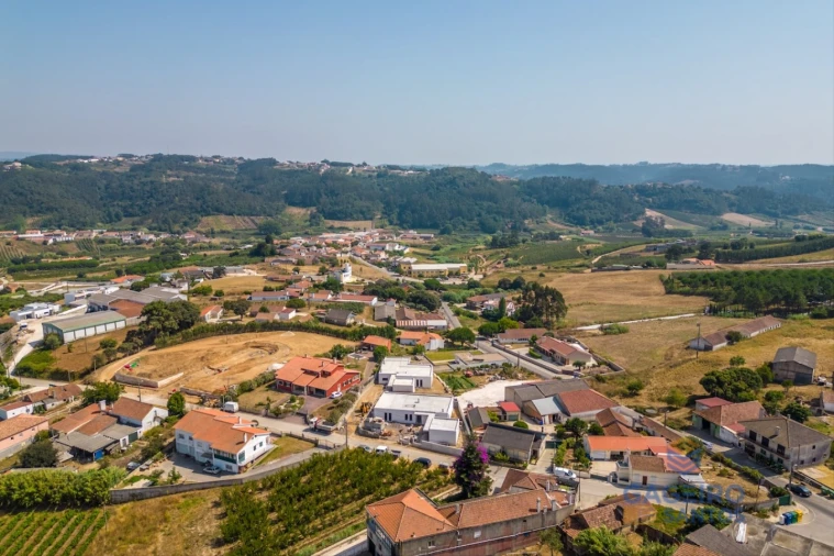 Moradia T3 para Venda em Alfeizerão Foto 28