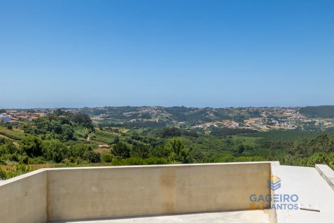 Moradia T3 para Venda em Vimeiro Foto 9