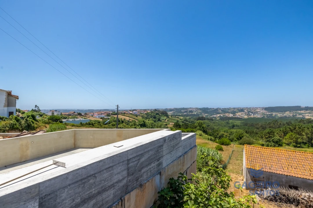 Moradia T3 para Venda em Vimeiro Foto 11