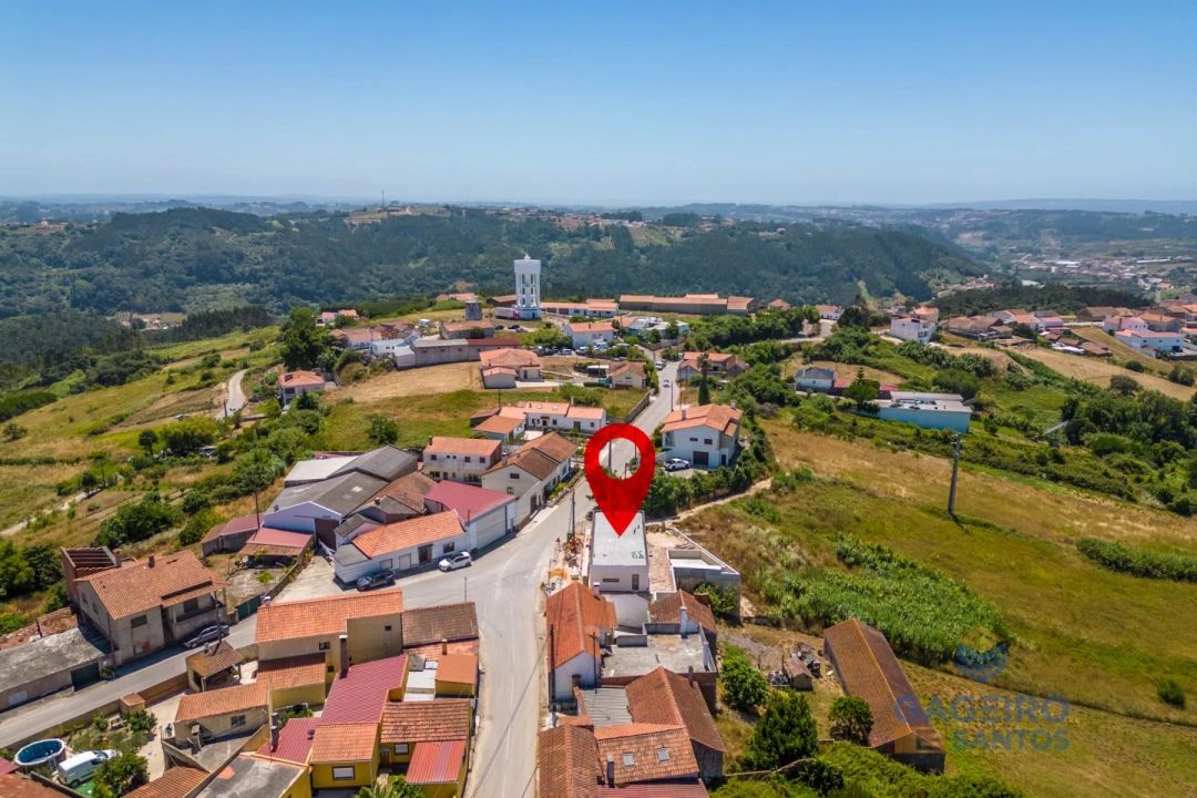 Moradia T3 para Venda em Vimeiro Foto 37