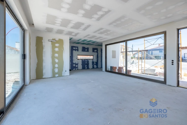 Moradia T3 para Venda em Vimeiro Foto 14