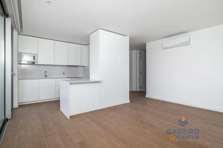 Apartamento T3 para Venda em São Martinho do Porto Foto 4