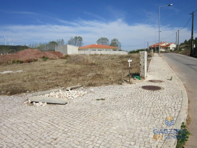 Terreno para Venda em Painho e Figueiros