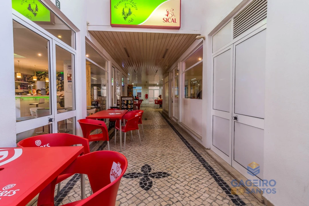 Negócio para Venda em São Martinho do Porto Foto 10