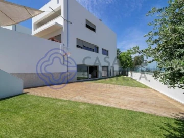 Moradia T3 para Venda em Bougado (São Martinho e Santiago)