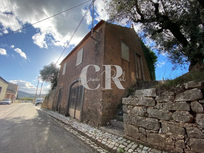 Moradia T1 para Venda em Aguda Foto 3