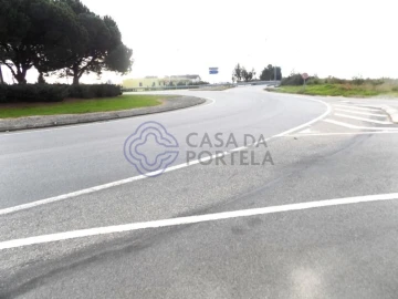 Terreno para Venda em Grijó e Sermonde