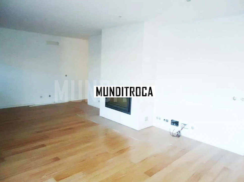 Moradia T3 para Venda em Este (São Pedro e São Mamede) Foto 1
