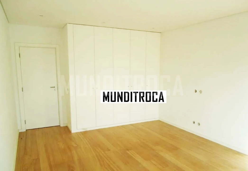 Moradia T3 para Venda em Este (São Pedro e São Mamede) Foto 4