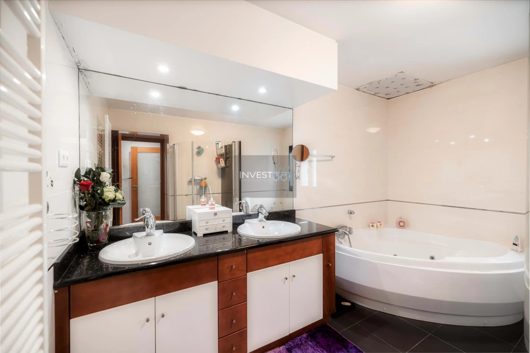 Prédio para Venda em Vila Nova de Cerveira e Lovelhe Foto 14