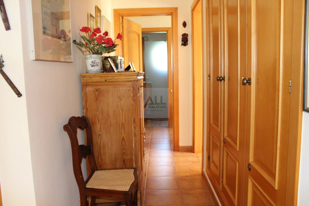 Moradia T4 para Venda em Lagos (São Sebastião e Santa Maria) Foto 42