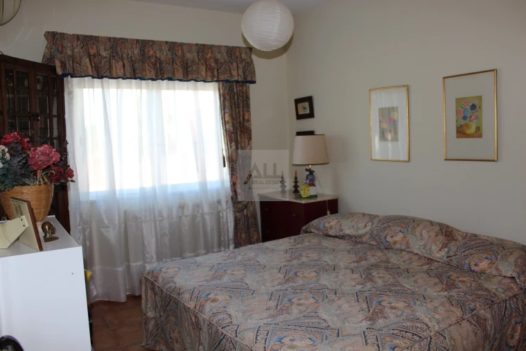 Moradia T4 para Venda em Lagos (São Sebastião e Santa Maria) Foto 37