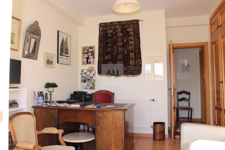 Moradia T4 para Venda em Lagos (São Sebastião e Santa Maria) Foto 44