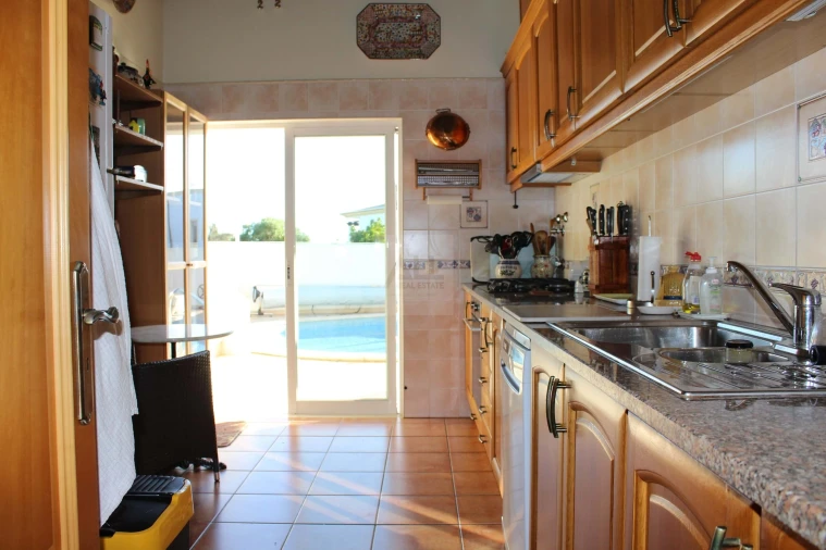 Moradia T4 para Venda em Lagos (São Sebastião e Santa Maria) Foto 56