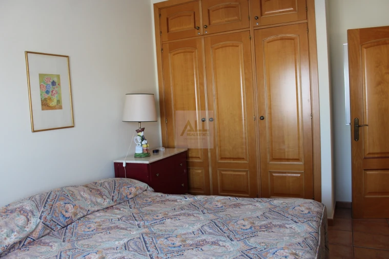 Moradia T4 para Venda em Lagos (São Sebastião e Santa Maria) Foto 38