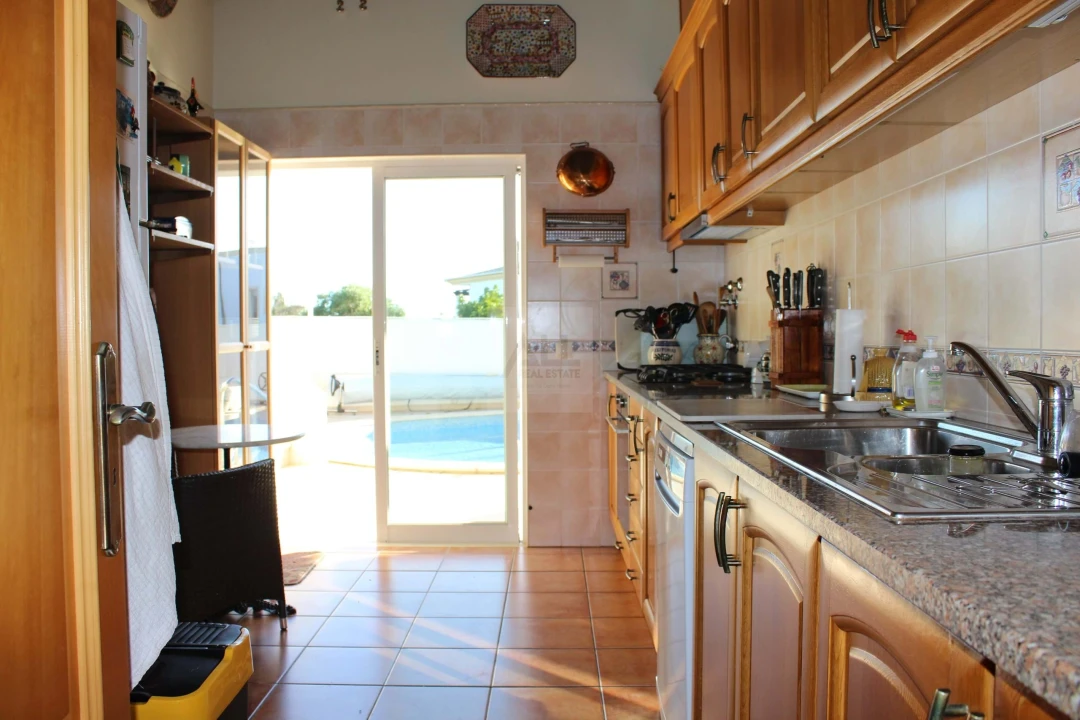 Moradia T4 para Venda em Lagos (São Sebastião e Santa Maria) Foto 56