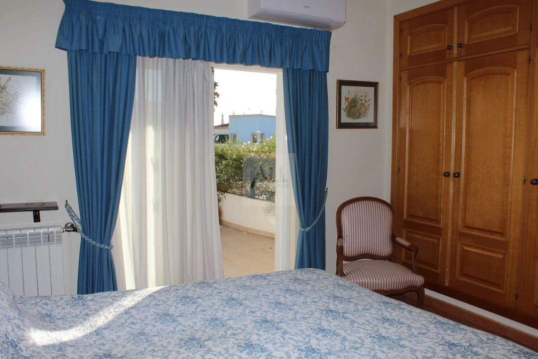 Moradia T4 para Venda em Lagos (São Sebastião e Santa Maria) Foto 49