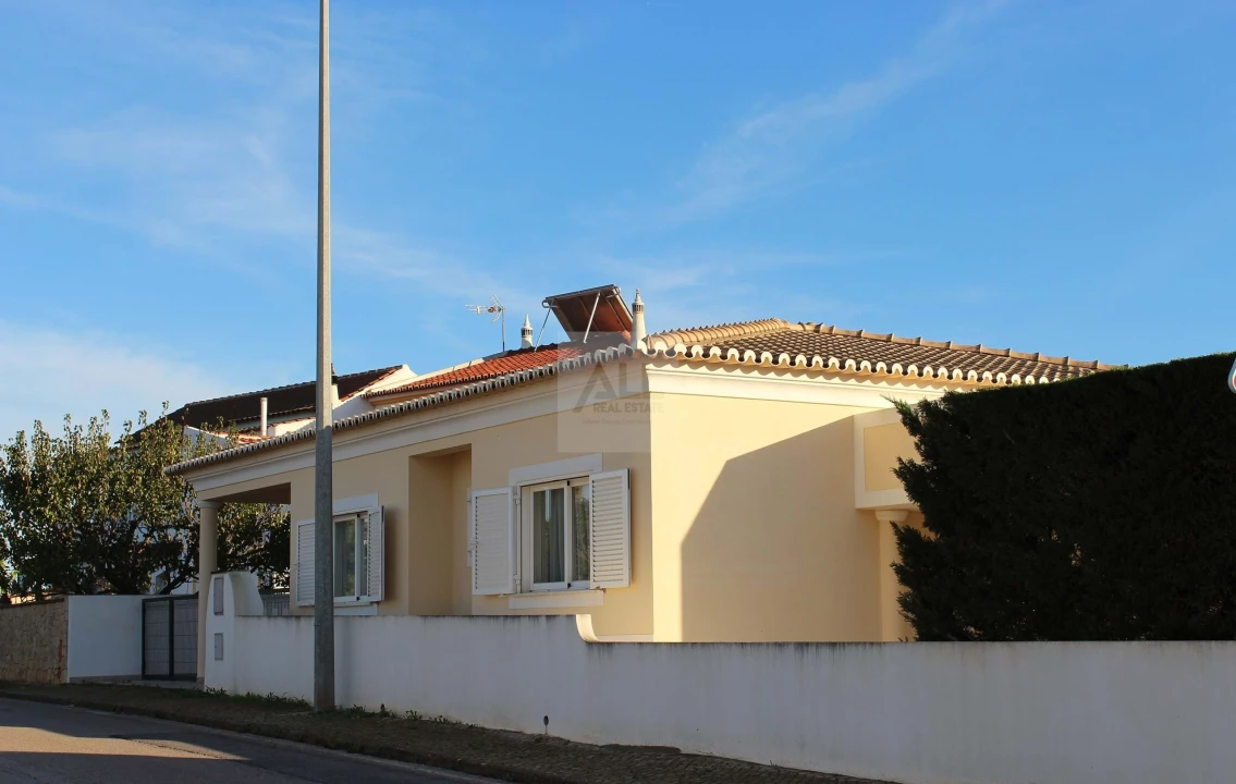 Moradia T4 para Venda em Lagos (São Sebastião e Santa Maria) Foto 70