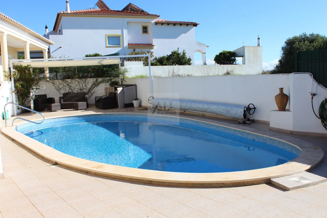 Moradia T4 para Venda em Lagos (São Sebastião e Santa Maria) Foto 15