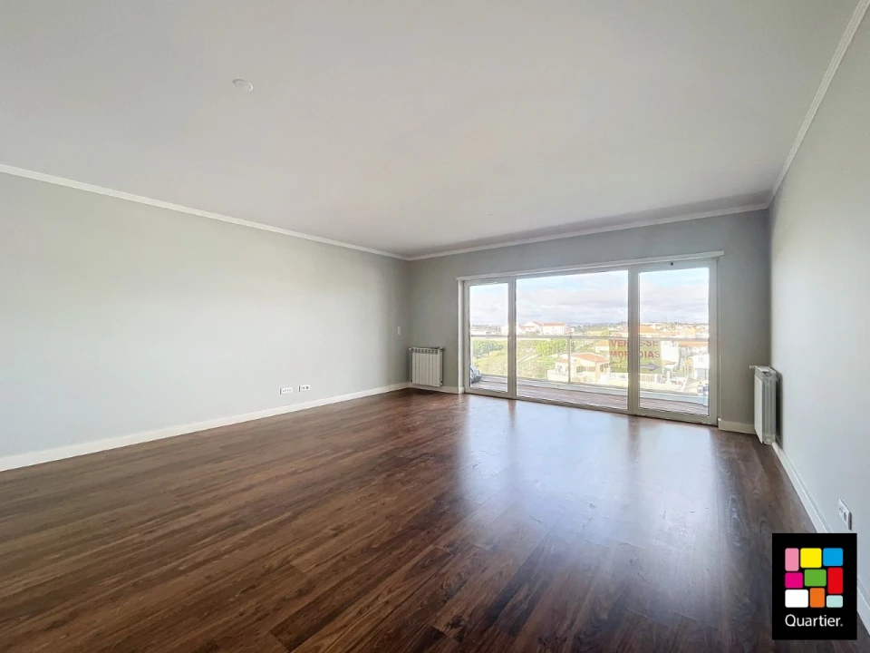 Apartamento T3 para Venda em Caparica e Trafaria Foto 3