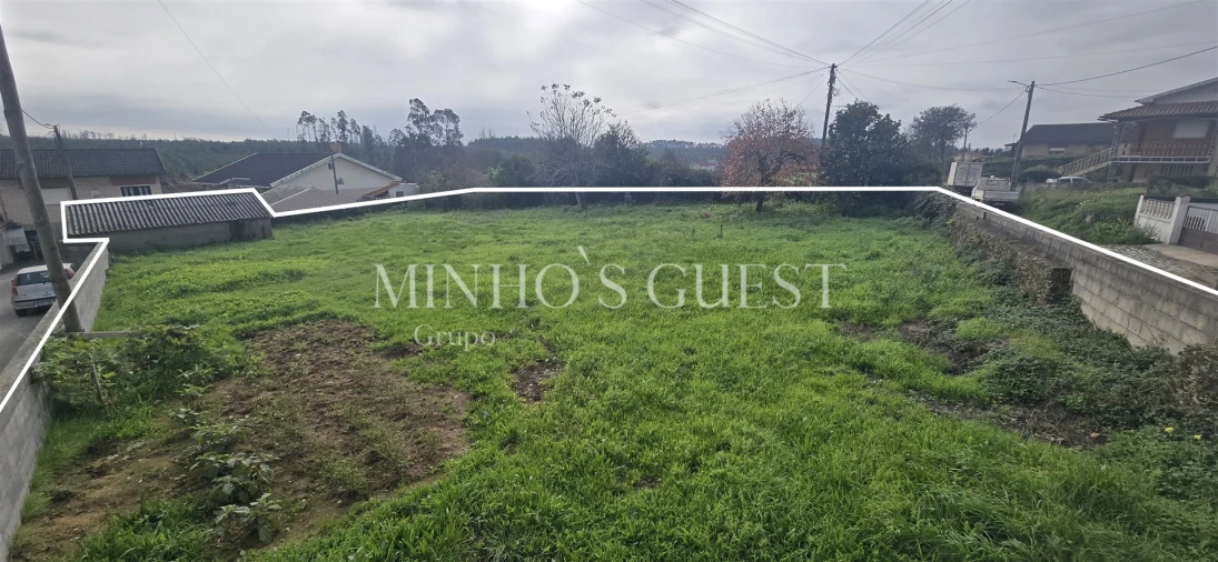 Terreno para Venda em Salreu Foto 3