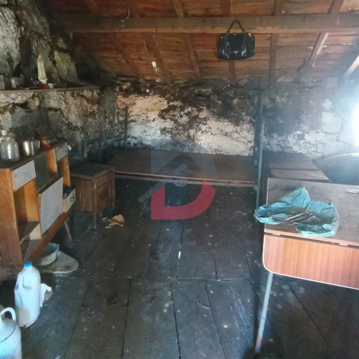 Moradia T2 para Venda em Ferreiros de Tendais Foto 17