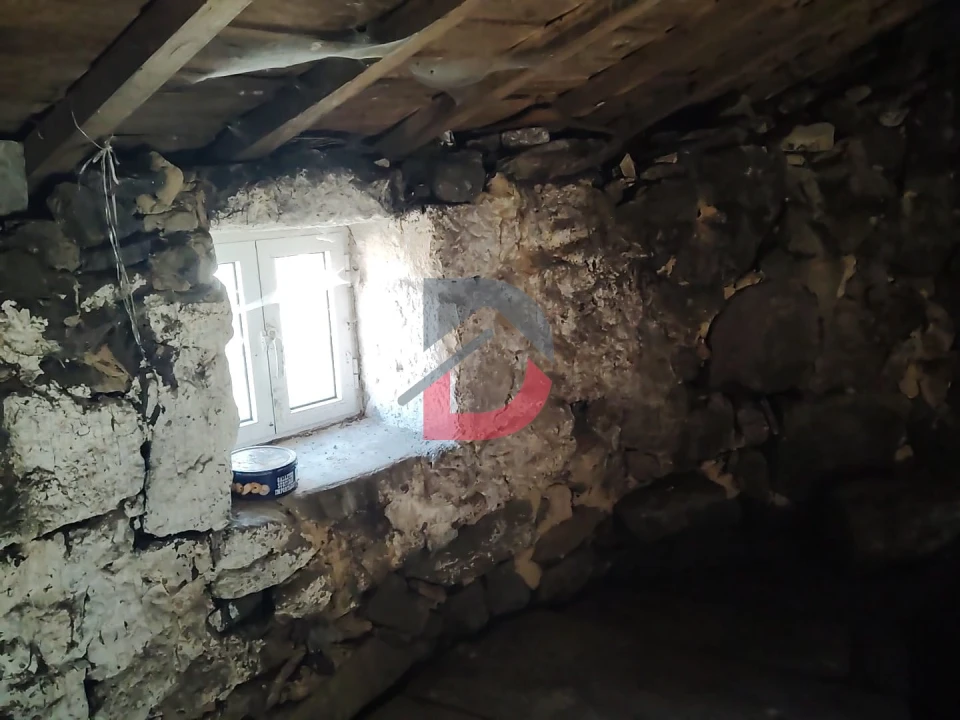 Moradia T2 para Venda em Ferreiros de Tendais Foto 8