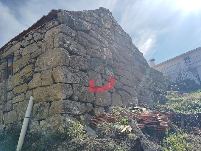 Moradia T2 para Venda em Ferreiros de Tendais Foto 3