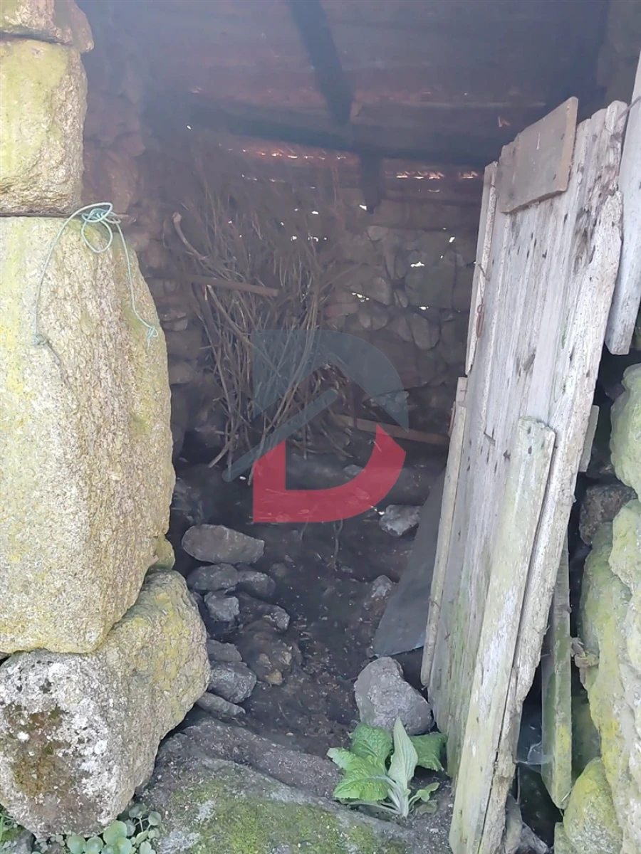 Moradia T2 para Venda em Ferreiros de Tendais Foto 21