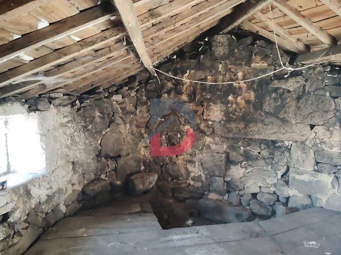 Moradia T2 para Venda em Ferreiros de Tendais Foto 7