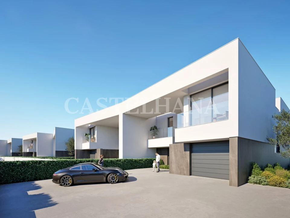Moradia T4 para Venda em Lagos (São Sebastião e Santa Maria) Foto 2